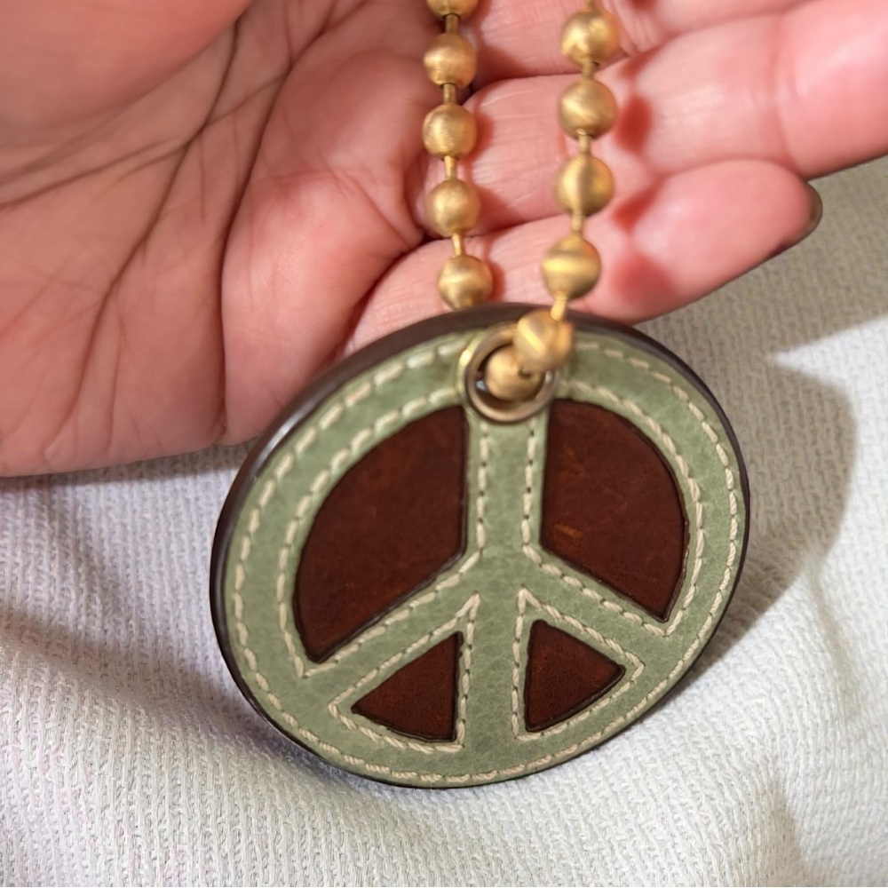 Vintage Y2K  Large Coach Peace Charm - Picture 4 of 5